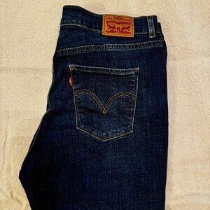 Women's Levi's Jeans - Size 12